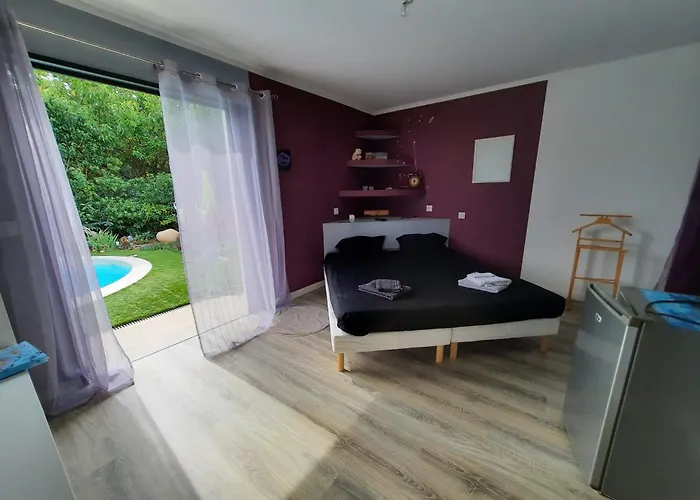 Chez Cendra Ubytování v soukromí Borgo (Corsica)